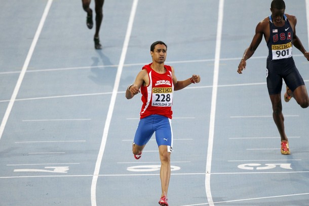 El dominicano Luguelín Santos se mete en la final de 400 m. Luguelín-Santos1