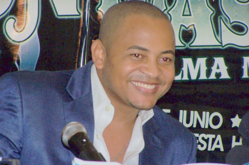 Wason Brazobán trabaja nuevo disco con el respaldo de F & F Media Corp. Wason-Brazobán-e1424002779583