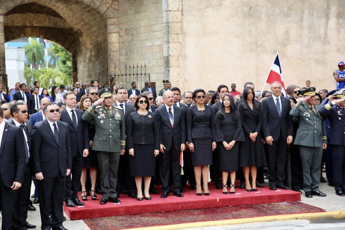 Presidente Danilo Medina rinde tributo a Padres de la Patria, en 175 ...