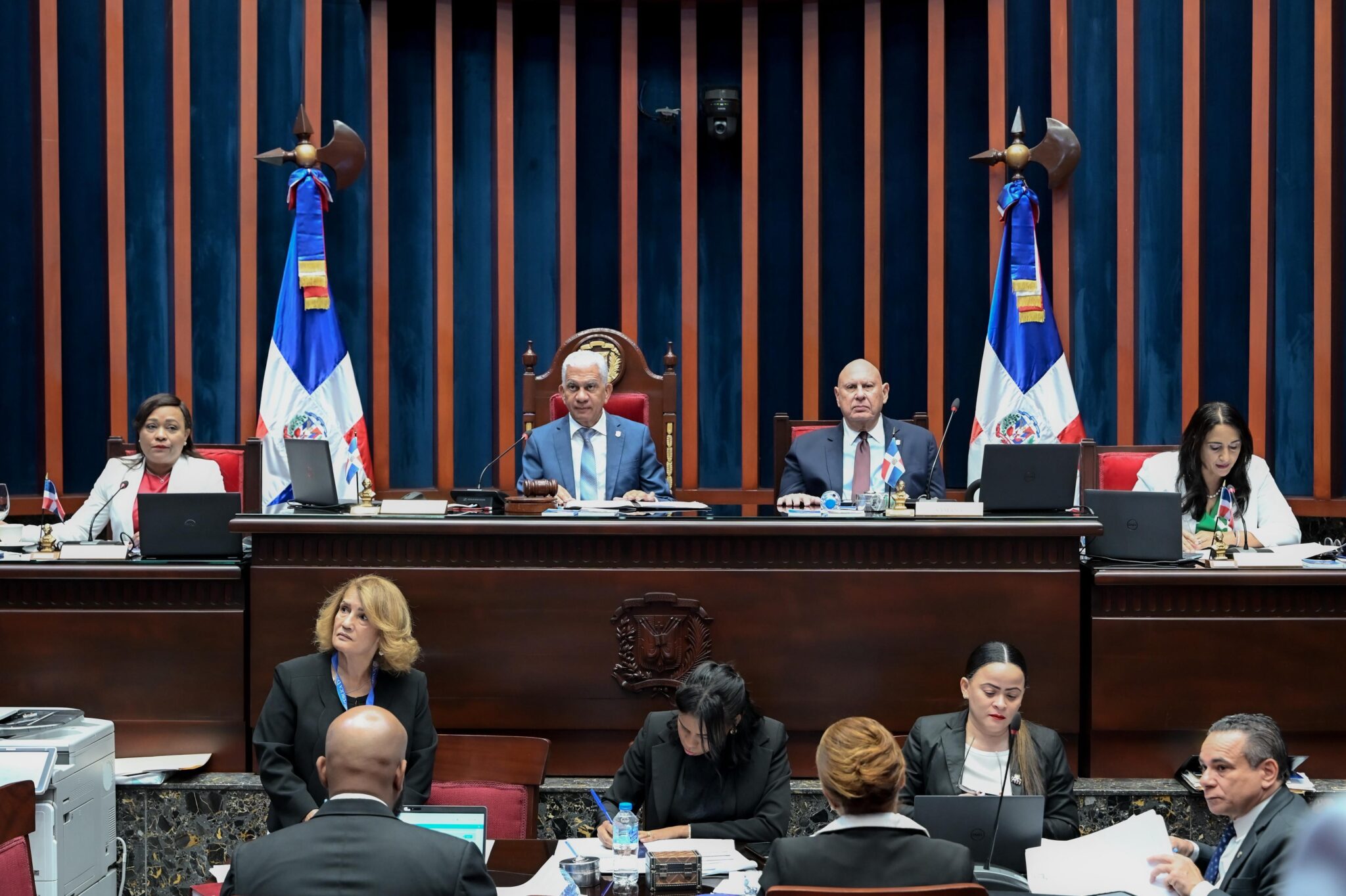 Senado aprueba en primera lectura ley que crea el Ministerio de ...