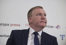 Comisario de Justicia reconoce dificultades en relaciones con EEUU y pide cumplir leyes digitales europeas