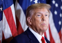 Trump vuelve a bromear con presentarse a presidente de Venezuela