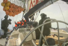 Los activistas de la flotilla aplazan por ahora su regreso a España a la espera de exámenes médicos