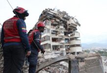 Aumentan a más de 3.800 los fallecidos por los terremotos en Venezuela