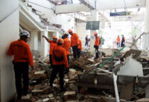 Indonesia golpeada por un terremoto de 7.7