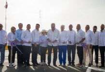 Presidente Luis Abinader inaugura en Matanzas nuevo puente sobre el río Galeón y asfaltado de calles, para fortalecer la conectividad vial y la productividad de Peravia. Otras Noticias Presidenciales