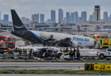 TRAGEDIA EN MIAMI: AVIÓN DE AMAZON SE SALE DE LA PISTA Y DEJA AL MENOS CINCO MUERTOS